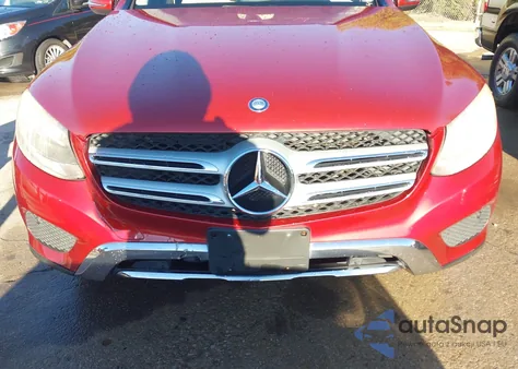 2016 Mercedes-Benz Glc 300 z USA, uszkodzony, nr VIN WDC0G4JB1GF006653